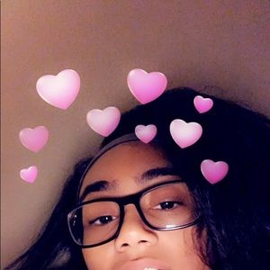 Meet your Posher, Kiana